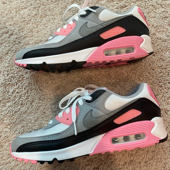 ‼️PRICE FIRM‼️Nike Air max 90 pink white black - Picture 4 of 9